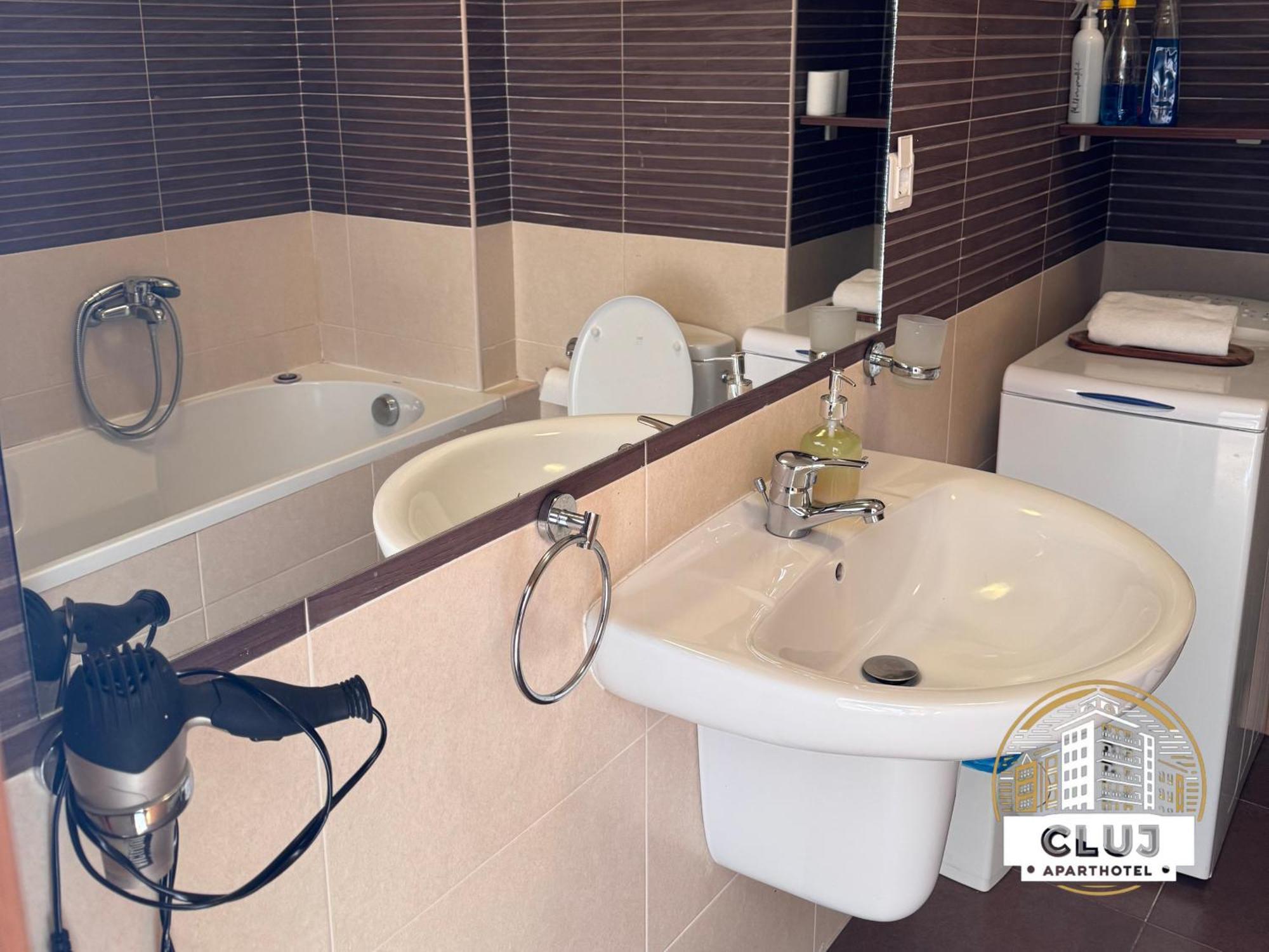 Cluj Aparthotel - Viva City - Екстериор снимка