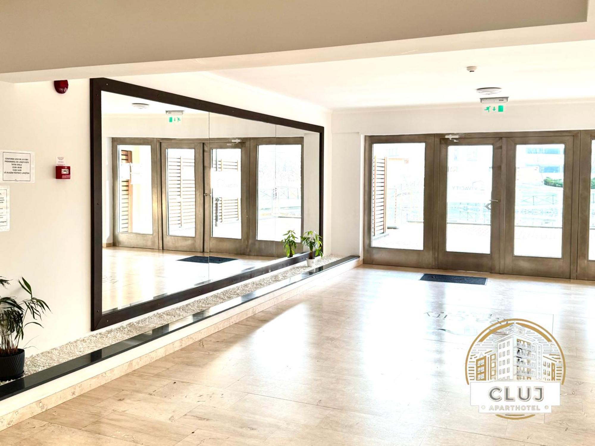 Cluj Aparthotel - Viva City - Екстериор снимка